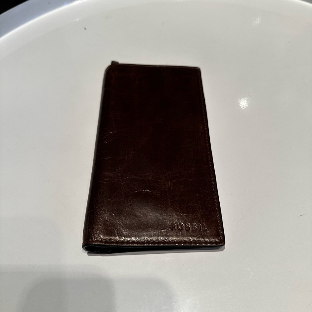 Fossil Dark Brown Leather billfold